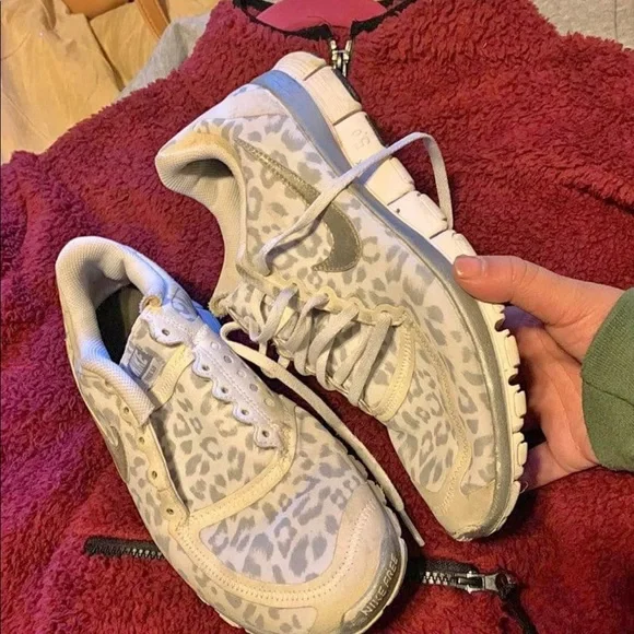 Nike shoes - Picture 1 of 1